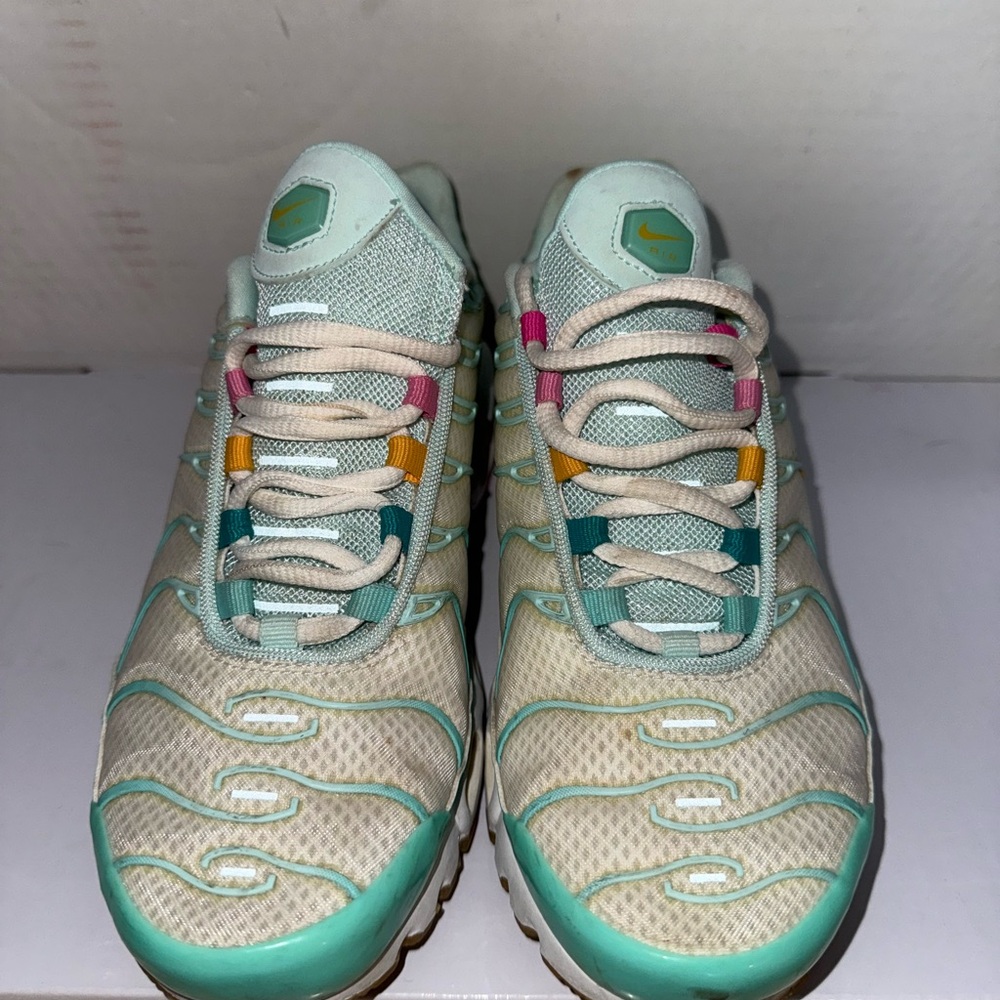 Nike Air Max Plus PRM Women's Teal and White Sneakers